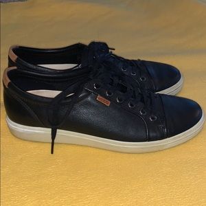 ECCO Black Leather Casual Sneakers